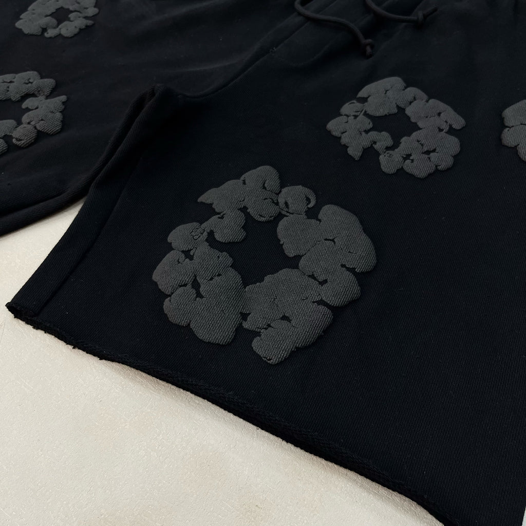 Denim Tears Mono Wreath Sweatshorts 'Black'
